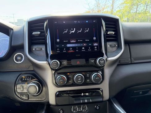 Used 2022 RAM 1500 Big Horn AWD/4WD image 31