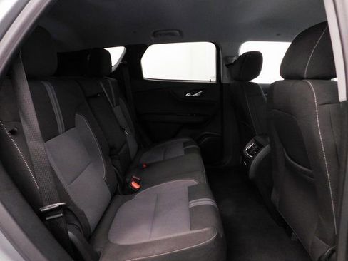 Used 2024 Chevrolet Blazer LT image 31