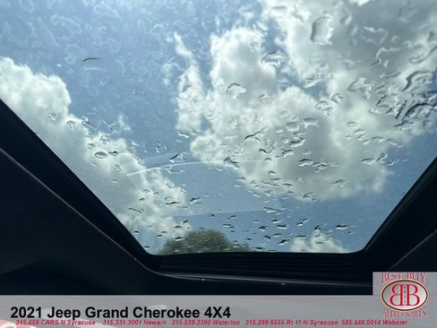 Used 2021 Jeep Grand Cherokee Limited AWD/4WD image 10