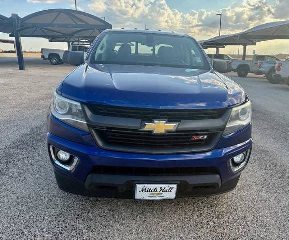Used 2017 Chevrolet Colorado Z71 AWD/4WD image 2