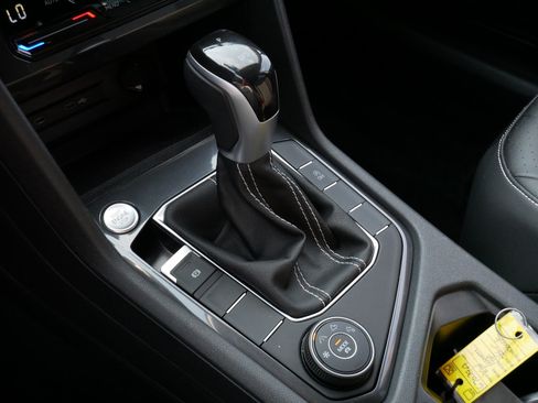 Certified 2023 Volkswagen Tiguan SE AWD/4WD image 24