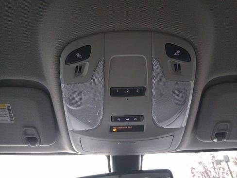 Used 2015 Buick LaCrosse Leather image 24