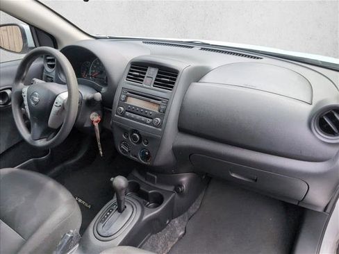Used 2017 Nissan Versa S Plus FWD image 21