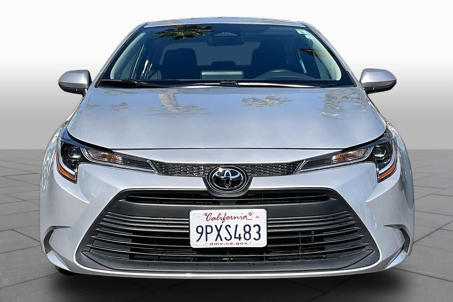 Used 2024 Toyota Corolla LE FWD image 3