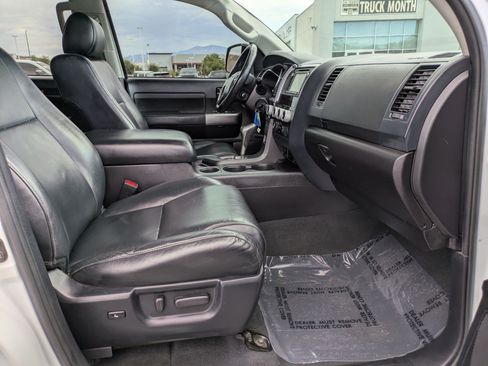 Used 2019 Toyota Sequoia TRD Sport w/ TRD Sport Premium Package AWD/4WD image 31