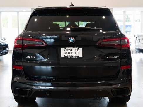 Used 2021 BMW X5 xDrive40i w/ M Sport Package AWD/4WD image 5