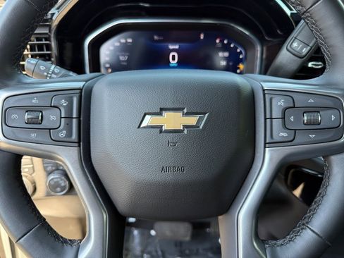 Used 2023 Chevrolet Silverado 1500 LT AWD/4WD image 22