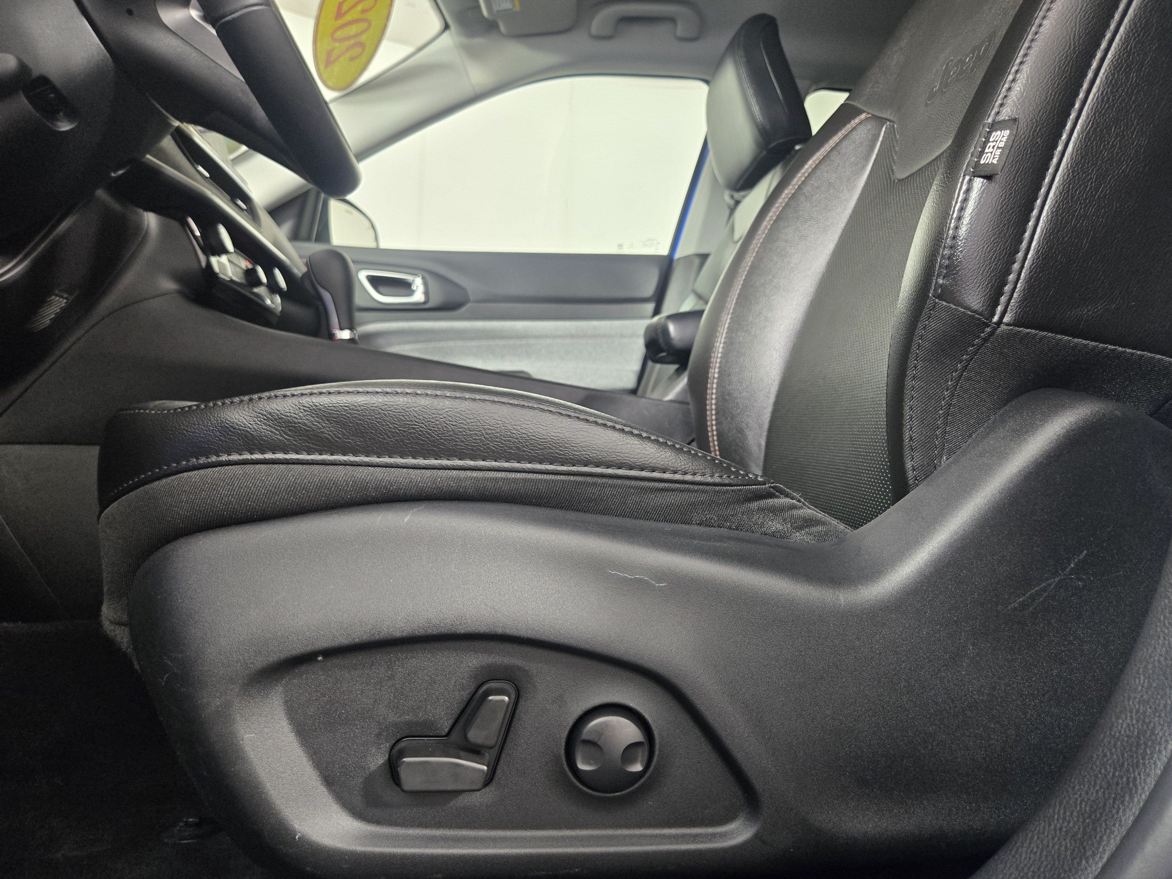 Certified 2022 Jeep Compass Latitude AWD/4WD image 29