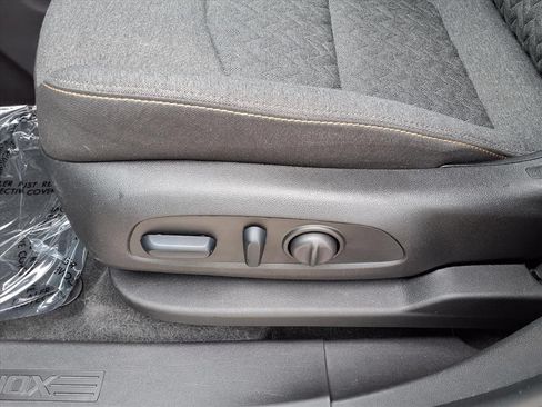 Used 2024 Chevrolet Equinox LT AWD/4WD image 20