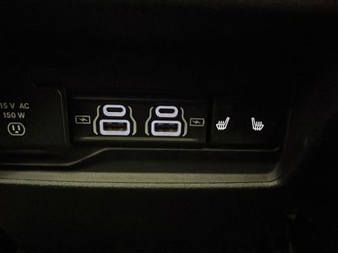 Used 2024 Jeep Grand Cherokee Limited w/ Luxury Tech Group II AWD/4WD image 34
