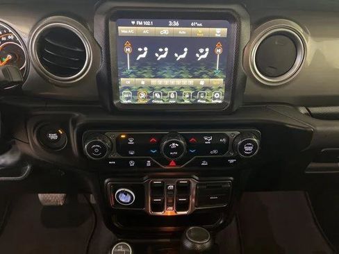Certified 2023 Jeep Wrangler Unlimited Sahara AWD/4WD image 22