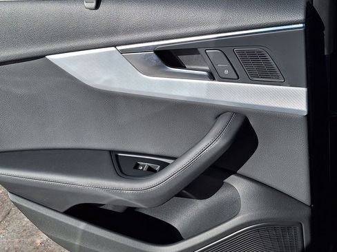 Used 2019 Audi A4 2.0T allroad Premium Plus w/ Premium Plus Package image 14