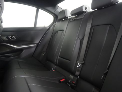 Used 2026 BMW 330i Sedan w/ M Sport Package RWD image 15