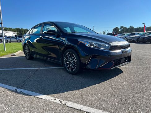 Used 2022 Kia Forte GT-Line w/ GT-Line Premium Package FWD image 7