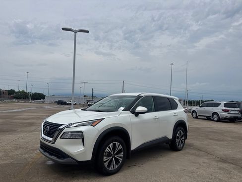 Certified 2023 Nissan Rogue SV AWD/4WD image 9
