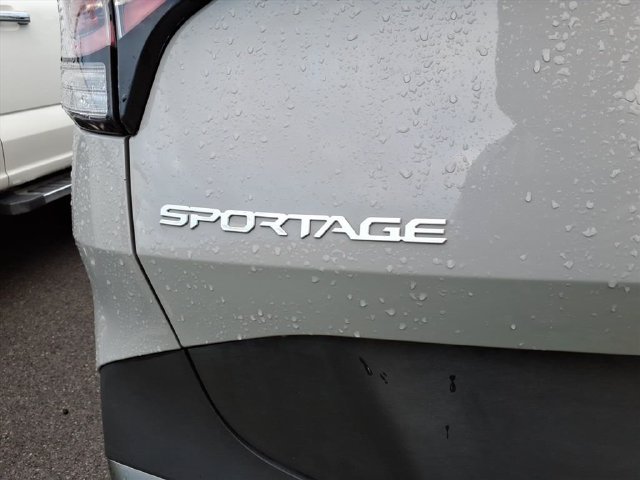 Used 2024 Kia Sportage X-Line w/ X-Line Premium Package AWD/4WD image 8