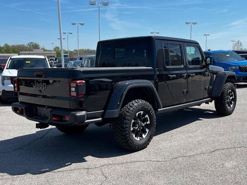Used 2024 Jeep Gladiator Rubicon image 3
