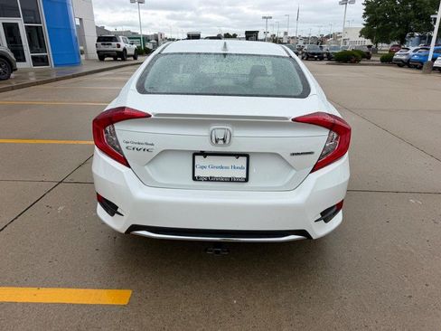 Used 2020 Honda Civic Touring image 3