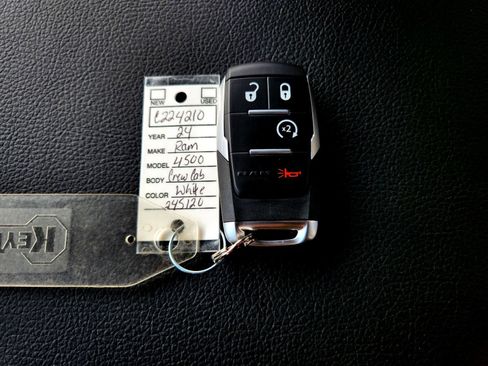 New 2024 RAM 4500 SLT w/ Quick Order Package 2YG SLT image 27