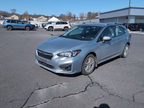 Used 2017 Subaru Impreza 2.0i Premium image 1