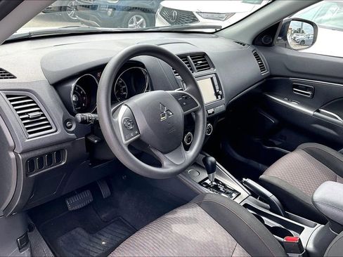 Used 2019 Mitsubishi Outlander Sport ES FWD image 15