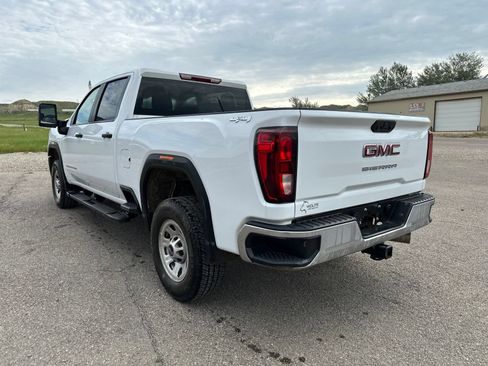 Used 2024 GMC Sierra 2500 Pro w/ Convenience Package AWD/4WD image 5
