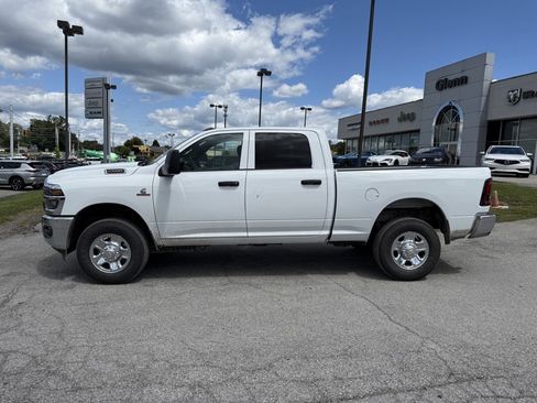 New 2026 RAM 2500 Tradesman w/ Chrome Appearance Group image 11
