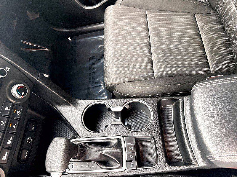 Used 2021 Kia Sportage LX AWD/4WD image 19