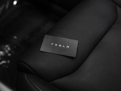 Used 2022 Tesla Model X Plaid image 65