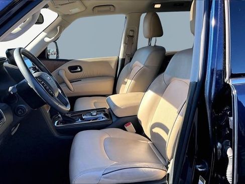 Used 2023 Nissan Armada SL w/ Captain's Chairs Package image 15