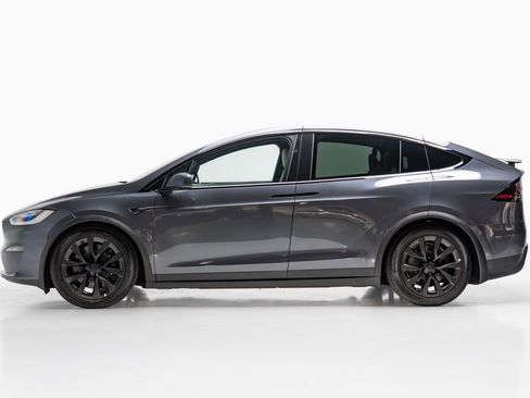 Used 2022 Tesla Model X AWD/4WD image 10