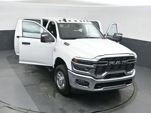 New 2026 RAM 2500 Tradesman AWD/4WD image 49