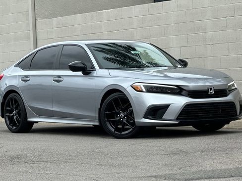 Certified 2024 Honda Civic Sport image 2