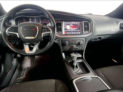 Used 2018 Dodge Charger R/T RWD image 15