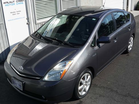 Used 2009 Toyota Prius Touring image 3