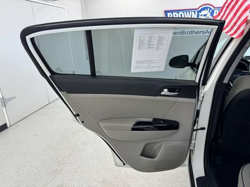 Used 2021 Kia Sportage EX w/ EX Technology Package AWD/4WD image 23