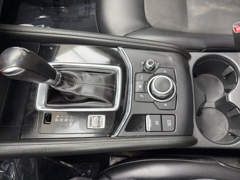 Used 2018 MAZDA CX-5 Touring w/ Preferred Equipment Package AWD/4WD image 30