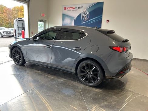 Used 2022 MAZDA MAZDA3 s image 4