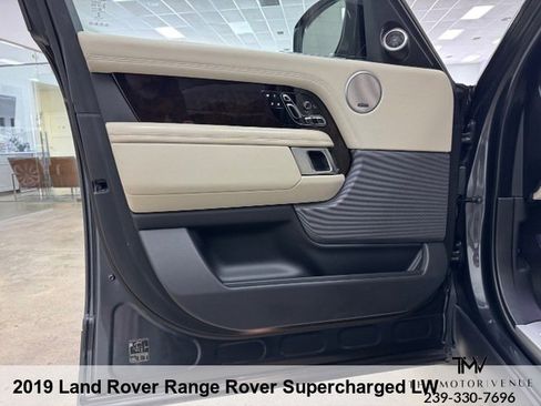 Used 2019 Land Rover Range Rover Long Wheelbase Supercharged image 21