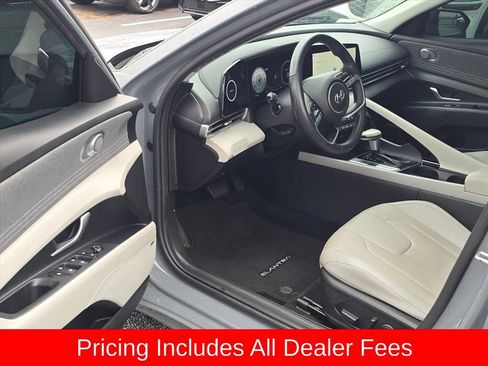 Used 2022 Hyundai Elantra Limited FWD image 7
