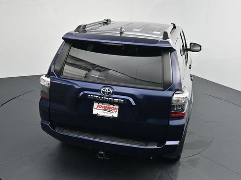 Used 2024 Toyota 4Runner SR5 AWD/4WD image 28