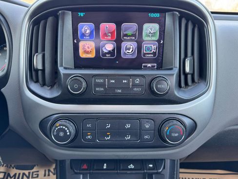 Used 2018 Chevrolet Colorado LT AWD/4WD image 21
