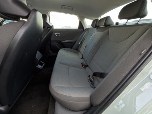 Used 2025 Kia K4 FWD image 24
