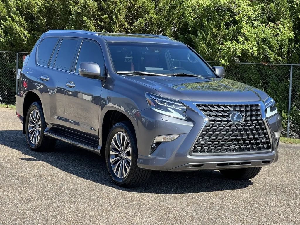 Used 2023 Lexus GX 460 Luxury w/ Accessory Package AWD/4WD image 4