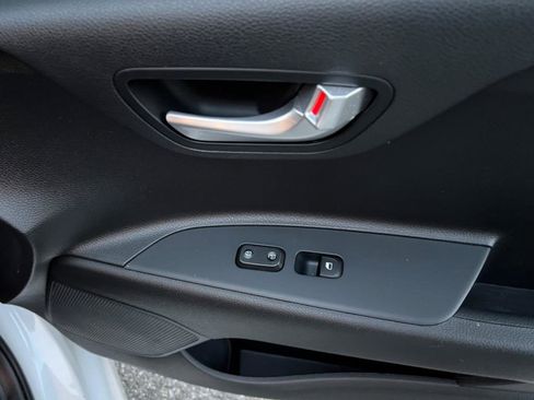 Used 2022 Kia Rio LX image 15