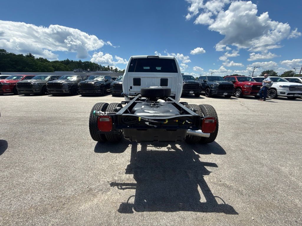 New 2026 RAM 5500 Tradesman w/ Chrome Appearance Group AWD/4WD image 4