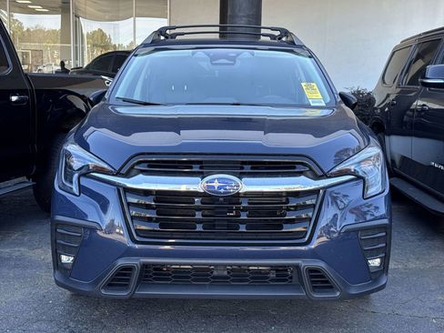 Used 2024 Subaru Ascent Limited w/ Technology Package image 5