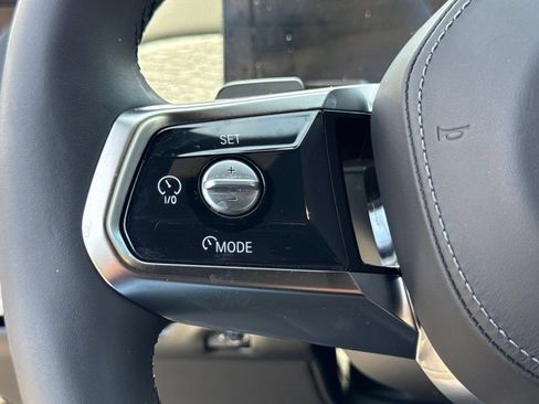 Certified 2024 BMW i7 eDrive50 w/ M Sport Package RWD image 23