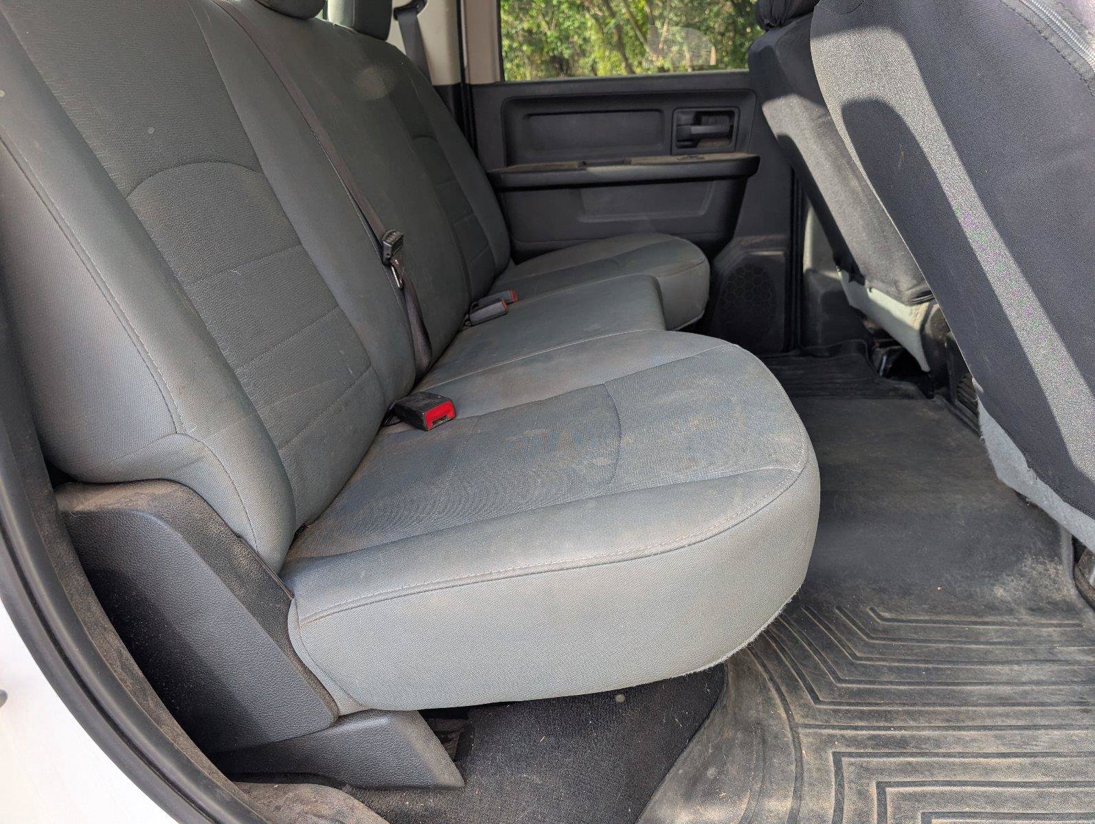 Used 2018 RAM 2500 Tradesman w/ Chrome Appearance Group AWD/4WD image 39