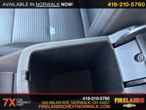 New 2025 Chevrolet Trax LT w/ Sunroof Package image 27